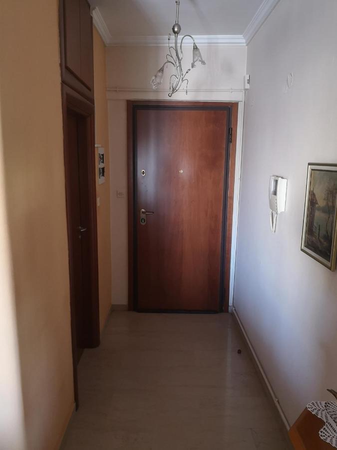 Comfortable Apartment In Kato Toumpa Tesalónica Exterior foto
